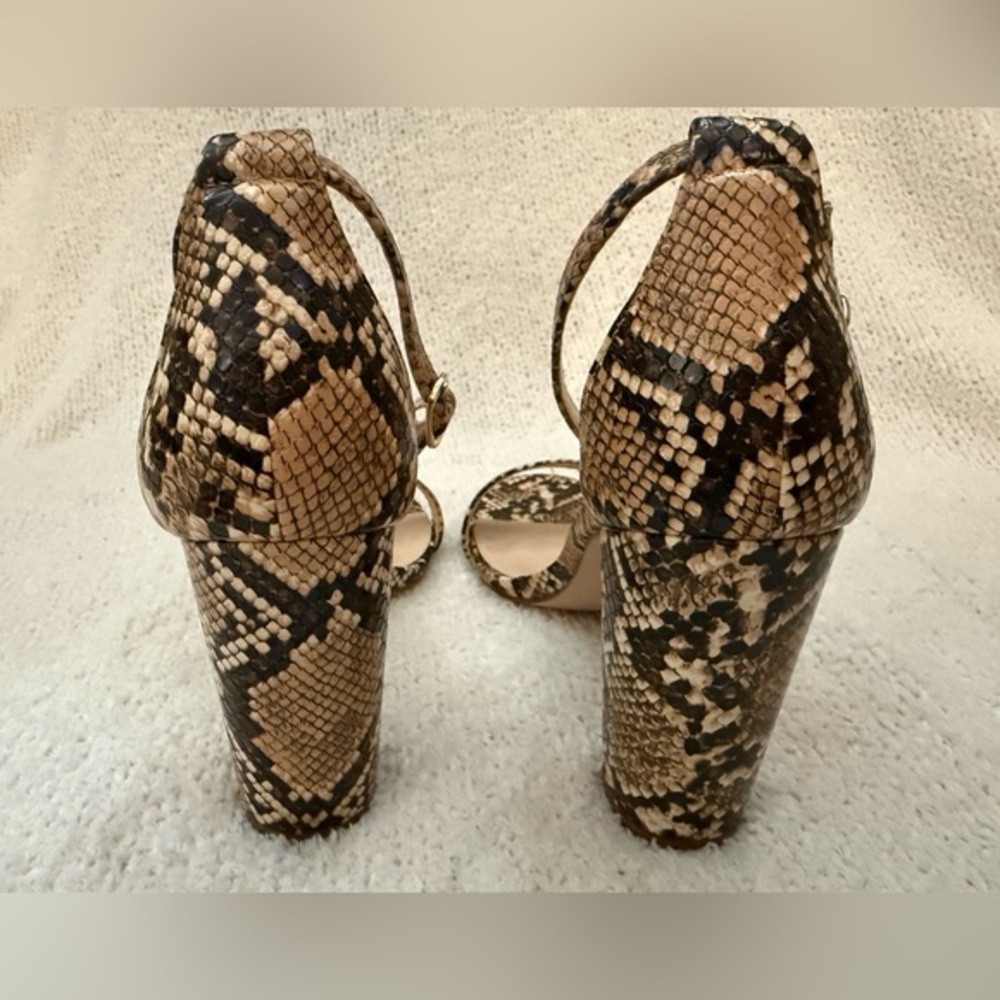 NWOB Lulu’s Taylor Tan Snake Print Ankle Strap Block‎ Heels - 10 - Picture 9 of 14
